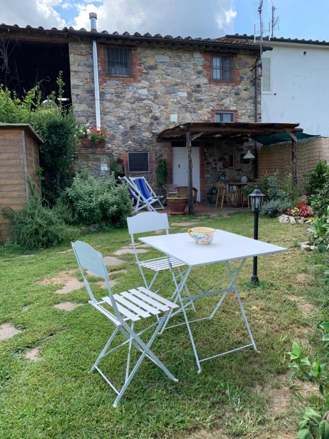 Casa Bouganville Massa Macinaia Екстер'єр фото